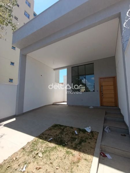 Casa com 3 quartos — Rio Branco, Belo Horizonte
