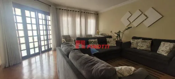 Sobrado com 4 Quartos à venda, 362m² no Nova Petrópolis, São Bernardo do Campo