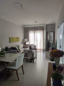 Casa com 2 Quartos à venda, 80m² no Jardim Ipanema, Uberlândia