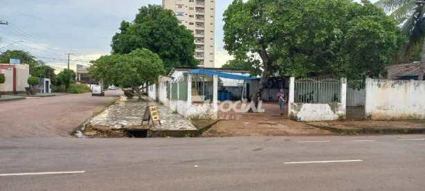 Lote/Terreno à venda, 750m² no Olaria, Porto Velho
