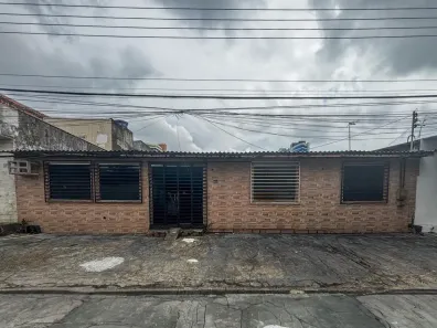 Imóvel Comercial com 3 Quartos à venda, 220m² no Centro, Manaus