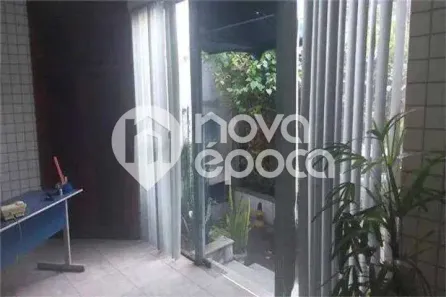 Prédio Comercial à venda, 319m² no Benfica, Rio de Janeiro