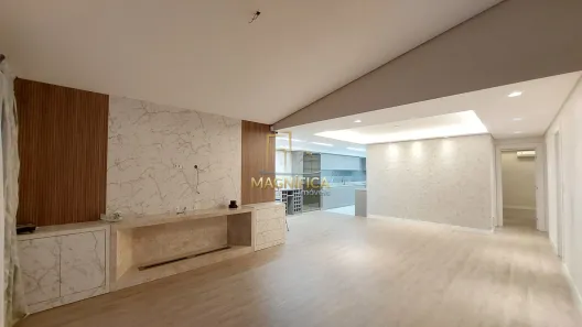 Casa com 5 Quartos à venda, 375m² no Boqueirão, Curitiba