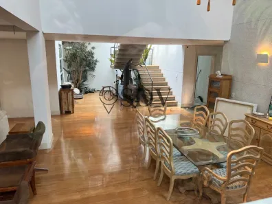 Casa com 4 Quartos à venda, 402m² no Jardim Petrópolis, São Paulo