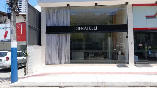 Sala Comercial para alugar, 110m² no Centro, Balneário Camboriú