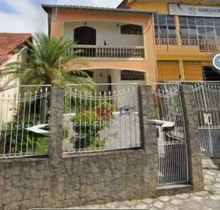 Sobrado com 3 Quartos à venda, 212m² no Parque Santo Antônio, Taubaté