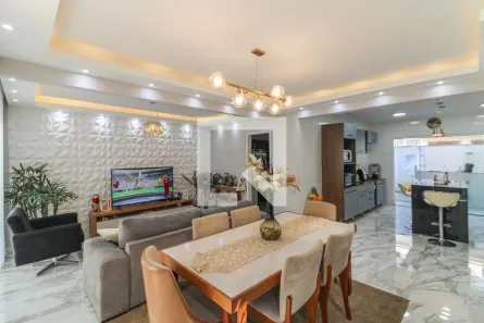 Casa com 3 Quartos à venda, 210m² no Recreio dos Bandeirantes, Rio de Janeiro