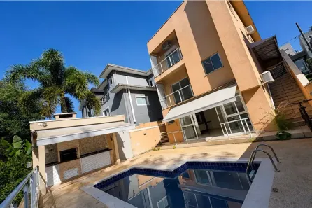 Casa de Condomínio com 4 Quartos à venda, 280m² no Suru, Santana de Parnaíba