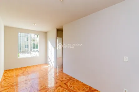 Apartamento com 2 Quartos para alugar, 48m² no Mário Quintana, Porto Alegre