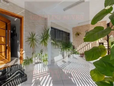 Sobrado com 3 Quartos à venda, 250m² no Vila Gumercindo, São Paulo
