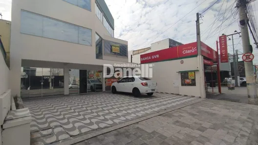 Prédio Comercial para alugar, 342m² no Jardim Independência, Taubaté