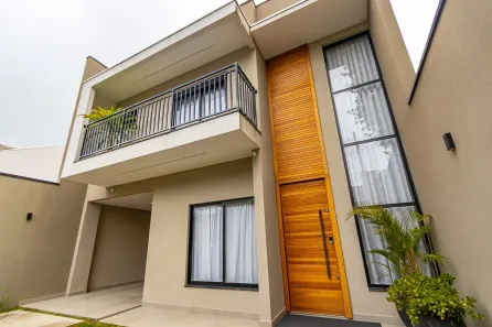 Sobrado com 3 Quartos à venda, 174m² no Pineville, Pinhais