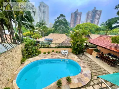 Casa com 3 Quartos à venda, 269m² no Vila Brasilina, São Paulo