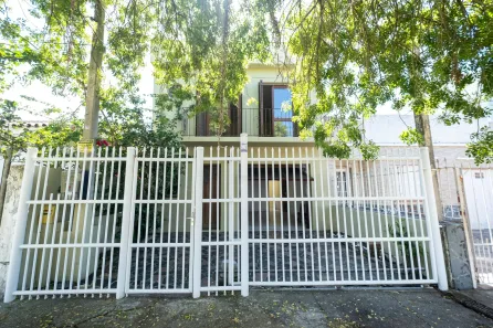 Casa com 3 Quartos para alugar, 196m² no Três Vendas, Pelotas