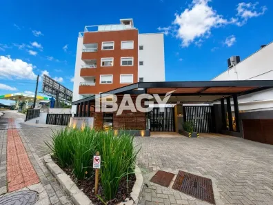 Apartamento com 3 Quartos para alugar, 85m² no Agronômica, Florianópolis