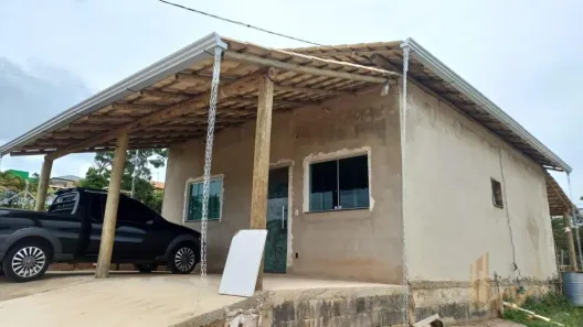 Casa com 3 Quartos à venda, 1000m² no Ravena, Sabará