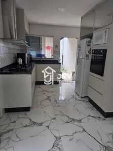 Casa de Condomínio com 3 Quartos à venda, 70m² no Parque Esplanada II, Valparaíso de Goiás