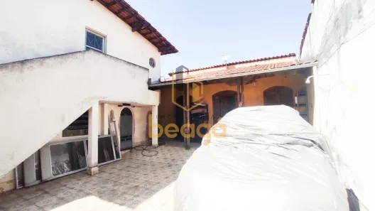 Casa com 3 Quartos à venda, 100m² no Kennedy, Contagem