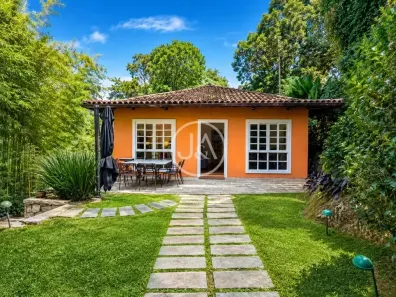 Casa com 3 Quartos à venda, 144m² no Fazenda Inglesa, Petrópolis