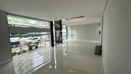 Sala Comercial para alugar, 400m² no Centro, Itajaí