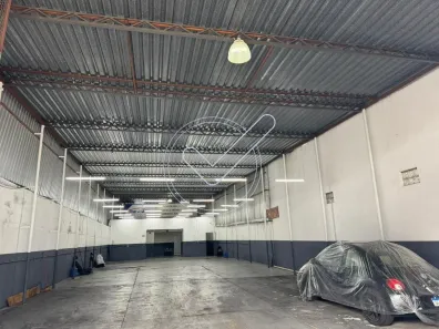 Galpão/Depósito/Armazém para alugar, 400m² no Jardim Iracema/Aldeia, Barueri