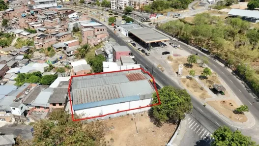 Galpão/Depósito/Armazém para alugar, 700m² no São José Operário, Manaus