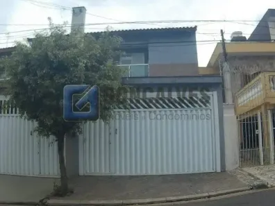 Sobrado com 3 Quartos à venda, 230m² no Vila Pinheirinho, Santo André