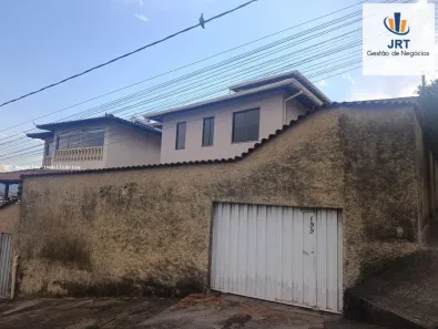 Casa com 3 Quartos à venda, 200m² no Lindéia (Barreiro), Belo Horizonte