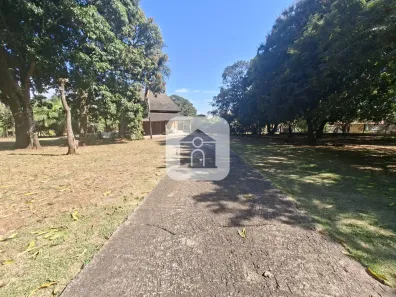 Casa de Condomínio com 4 Quartos para alugar, 5000m² no Morada do Sol, Uberlândia