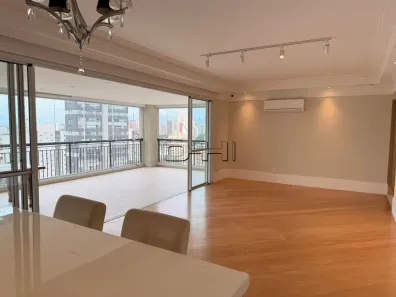 Apartamento com 4 Quartos para alugar, 222m² no Vila Mariana, São Paulo