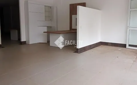 Ponto Comercial para alugar, 176m² no Cambuí, Campinas