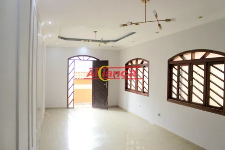 Casa com 5 Quartos para alugar, 278m² no Jardim Aida, Guarulhos
