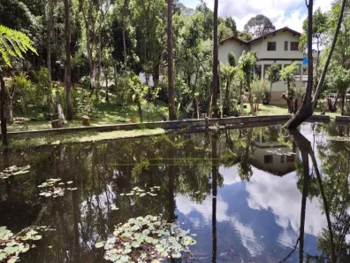 Fazenda/Sítio com 5 Quartos à venda, 400m² no Clube dos Oficiais, Suzano