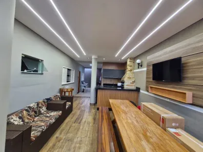 Casa com 3 Quartos à venda, 178m² no Vila Esperança, Maringá