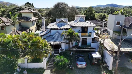 Casa de Condomínio com 4 Quartos à venda, 600m² no Rio Tavares, Florianópolis