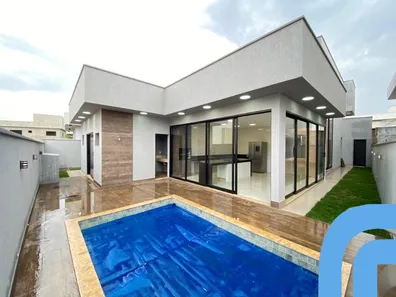 Casa de Condomínio com 4 Quartos à venda, 240m² no Residencial Goiânia Golfe Clube, Goiânia