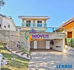 Casa de Condomínio com 4 Quartos à venda, 336m² no Alphaville, Santana de Parnaíba