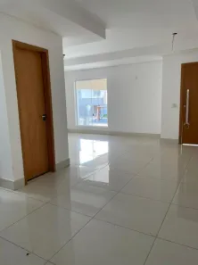Sobrado com 3 Quartos à venda, 161m² no Goiânia 2, Goiânia