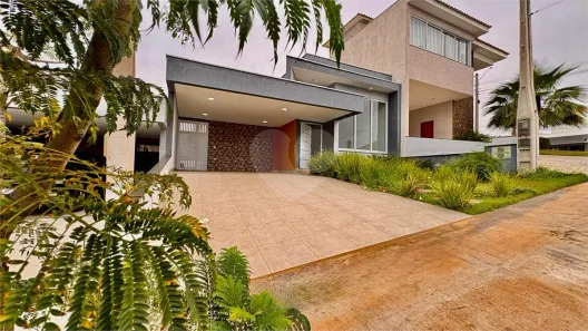 Casa de Condomínio com 3 Quartos à venda, 156m² no Cajuru do Sul, Sorocaba