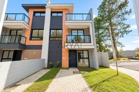 Casa de Condomínio com 3 Quartos à venda, 134m² no Santa Cândida, Curitiba