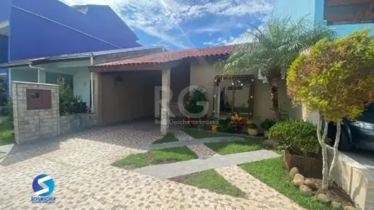 Casa de Condomínio com 2 Quartos à venda, 90m² no Guarujá, Porto Alegre