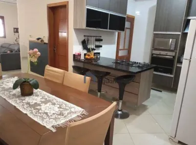 Sobrado com 3 Quartos à venda, 132m² no Jardim Minas Gerais, São José dos Campos