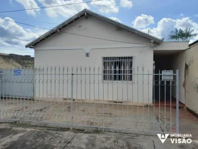 Casa com 2 Quartos à venda, 60m² no Fabrício, Uberaba