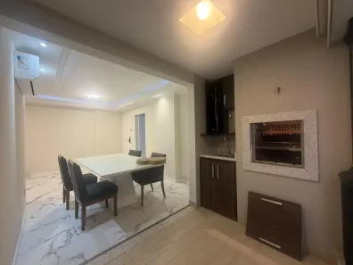Apartamento com 3 Quartos para alugar, 113m² no Centro, Balneário Camboriú