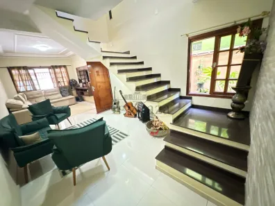 Casa com 4 Quartos à venda, 223m² no Jardim Cruzeiro do Sul, São José dos Campos