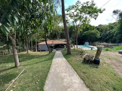 Fazenda/Sítio com 4 Quartos à venda, 1m² no Zona Rural, São Miguel do Passa Quatro