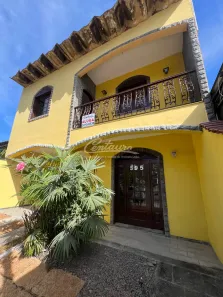 Casa com 3 Quartos para alugar, 415m² no Santa Terezinha, Juiz de Fora