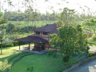 Fazenda/Sítio com 3 Quartos à venda, 400m² no Jardim Paraíso, Joinville