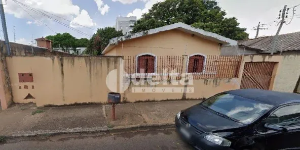 Lote/Terreno à venda, 450m² no Saraiva, Uberlândia