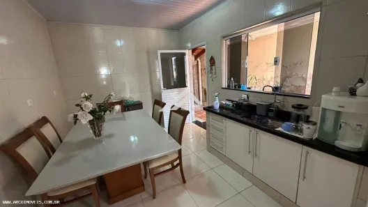 Casa com 3 Quartos à venda, 157m² no Vila Tabajara, Presidente Prudente